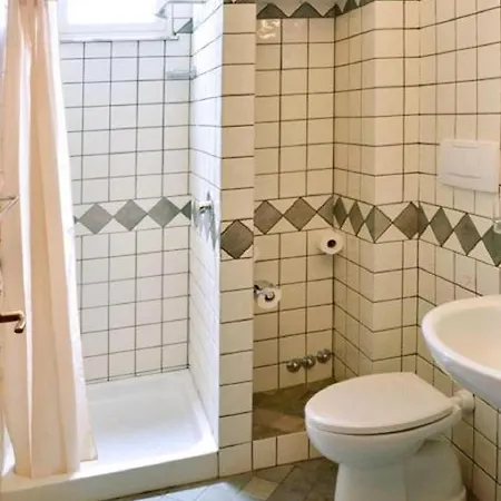 Gianni House Backpackers Vandrerhjem Giardini Naxos